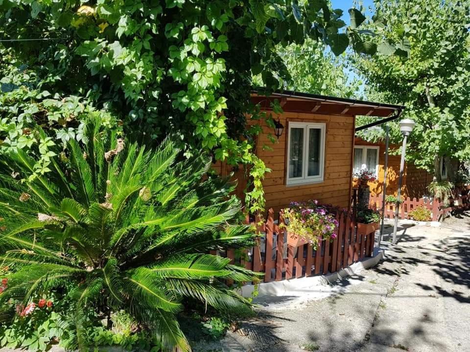 Camping Onda Azzurra Otel Ortona Dış mekan fotoğraf